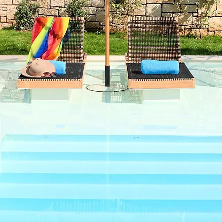 Blue Beheizter Pool